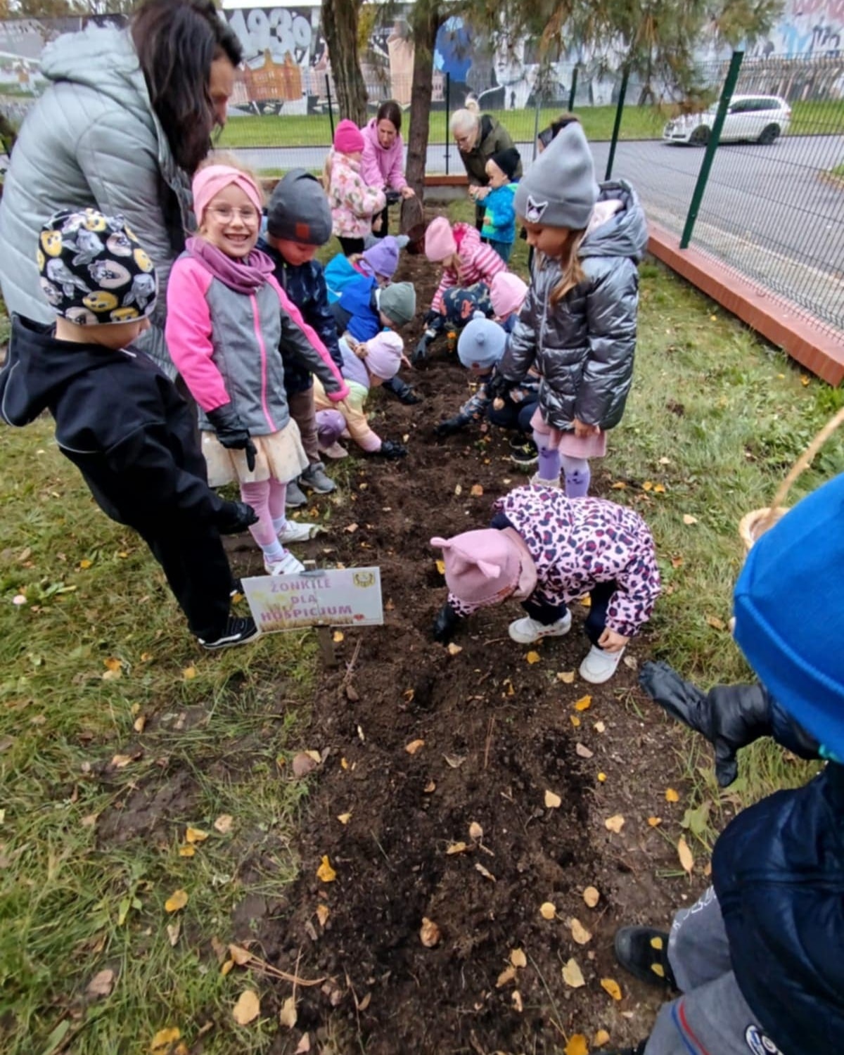 Żonkile dla Hospicjum – dzieci, które uczą nas dobra. 